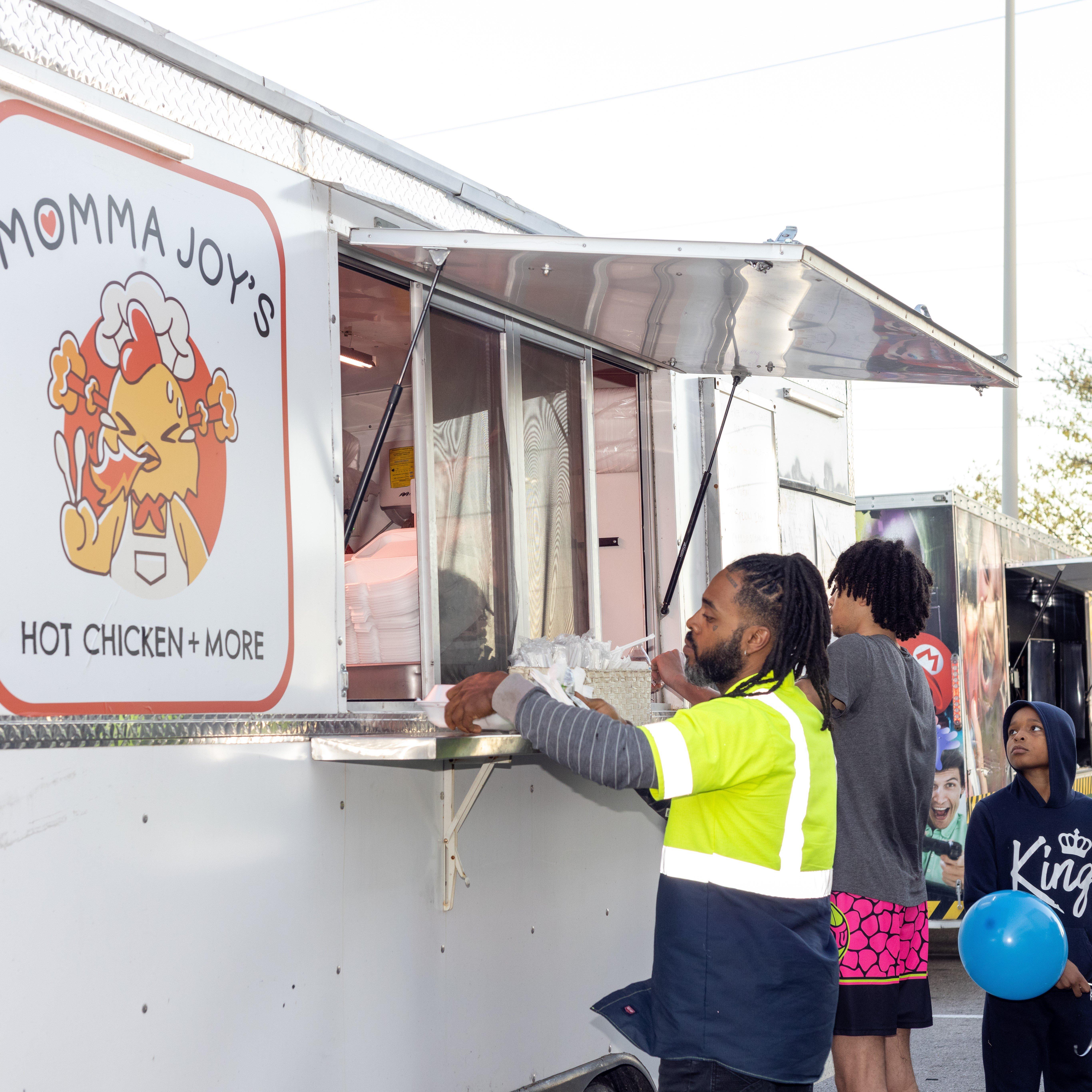 Air Max Dn Smryna, TN Launch Party - food truck